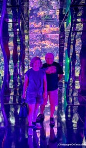 Things to do with kids Branson MO Aquarium Mirrors Branson Aquarium Mirrors